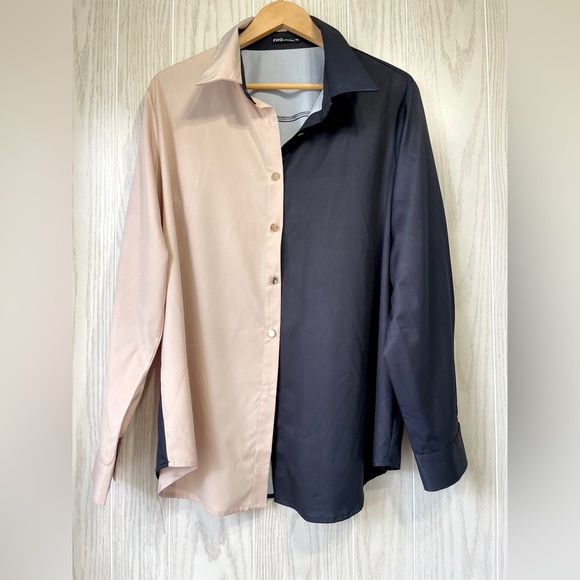 FHQ Collection Woman’s Two Tone Long Sleeve Blouse Size 2XL NWOT - Picture 1 of 3